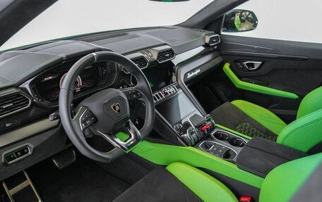 Lamborghini Urus I, 2021 год, 30 900 000 рублей, 7 фотография