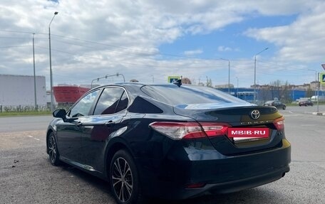 Toyota Camry, 2020 год, 2 800 000 рублей, 2 фотография