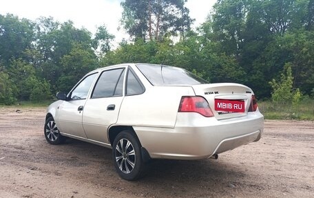 Daewoo Nexia I рестайлинг, 2009 год, 285 000 рублей, 2 фотография