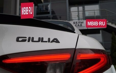 Alfa Romeo Giulia II, 2021 год, 2 990 000 рублей, 15 фотография