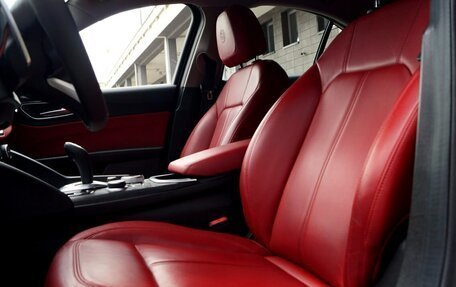 Alfa Romeo Giulia II, 2021 год, 2 990 000 рублей, 27 фотография