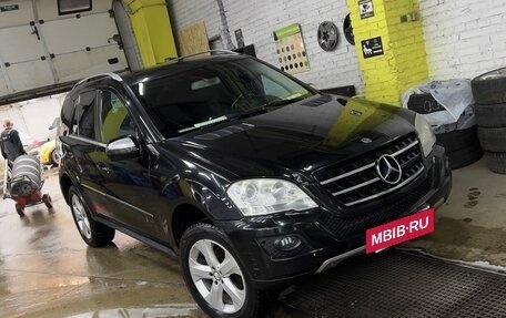 Mercedes-Benz M-Класс, 2010 год, 1 600 000 рублей, 10 фотография