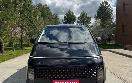 Hyundai Staria, 2022 год, 4 750 000 рублей, 1 фотография