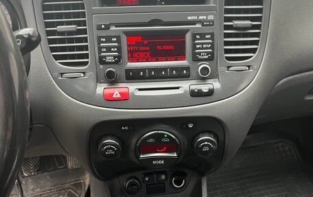 KIA Rio II, 2010 год, 379 000 рублей, 9 фотография