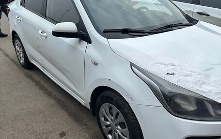 KIA Rio IV, 2018 год, 600 000 рублей, 5 фотография