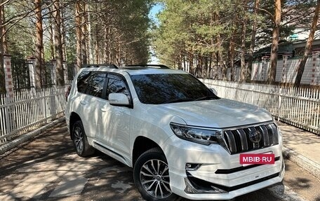 Toyota Land Cruiser Prado 150 рестайлинг 2, 2017 год, 4 900 000 рублей, 5 фотография