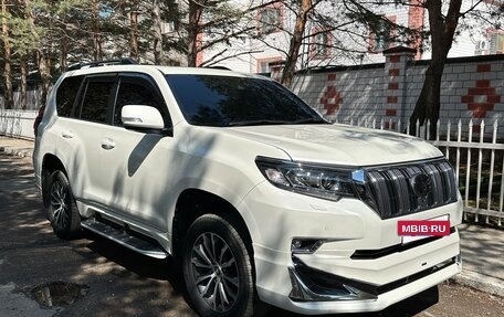 Toyota Land Cruiser Prado 150 рестайлинг 2, 2017 год, 4 900 000 рублей, 24 фотография
