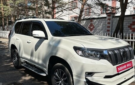 Toyota Land Cruiser Prado 150 рестайлинг 2, 2017 год, 4 900 000 рублей, 23 фотография