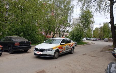 Skoda Octavia, 2019 год, 950 000 рублей, 7 фотография