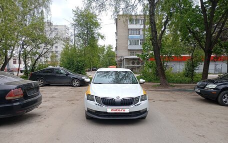 Skoda Octavia, 2019 год, 950 000 рублей, 2 фотография