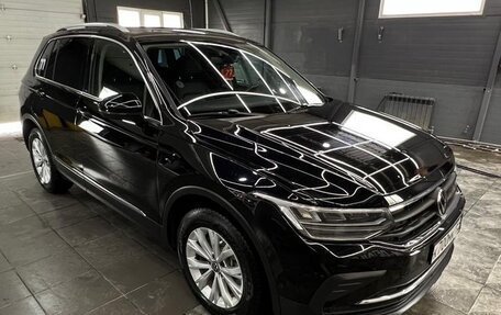 Volkswagen Tiguan II, 2021 год, 3 300 000 рублей, 5 фотография