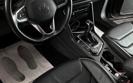 Volkswagen Tiguan II, 2021 год, 3 300 000 рублей, 11 фотография