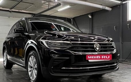 Volkswagen Tiguan II, 2021 год, 3 300 000 рублей, 13 фотография