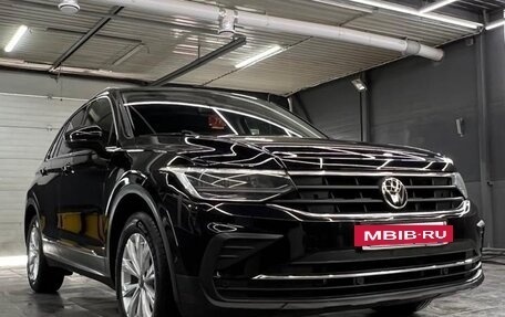 Volkswagen Tiguan II, 2021 год, 3 300 000 рублей, 18 фотография