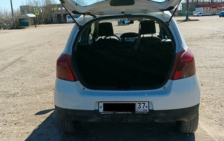 Toyota Yaris III рестайлинг, 2008 год, 580 000 рублей, 10 фотография