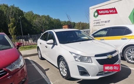 Chevrolet Cruze II, 2014 год, 1 050 000 рублей, 3 фотография