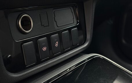 Mitsubishi Outlander III рестайлинг 3, 2018 год, 1 699 000 рублей, 26 фотография