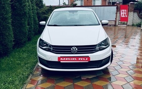 Volkswagen Polo VI (EU Market), 2017 год, 1 050 000 рублей, 2 фотография