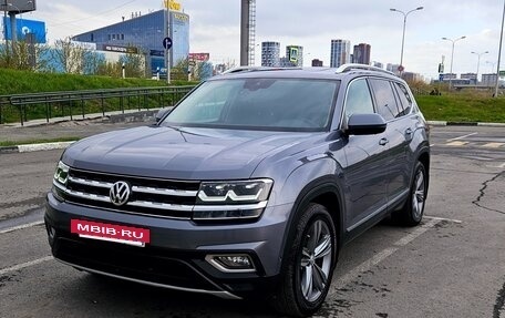 Volkswagen Teramont I, 2018 год, 3 300 000 рублей, 3 фотография