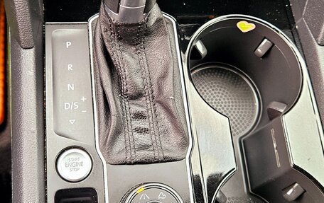 Volkswagen Teramont I, 2018 год, 3 300 000 рублей, 24 фотография
