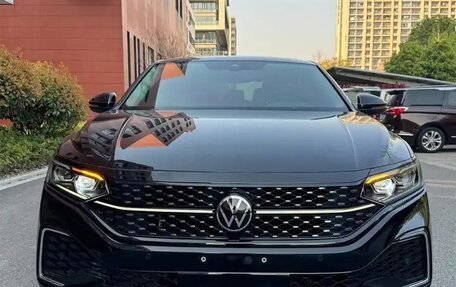 Volkswagen Passat B8 рестайлинг, 2022 год, 1 779 000 рублей, 2 фотография