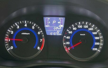 Hyundai Solaris II рестайлинг, 2015 год, 930 000 рублей, 26 фотография