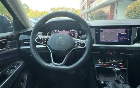 Volkswagen Passat B8 рестайлинг, 2022 год, 1 779 000 рублей, 9 фотография
