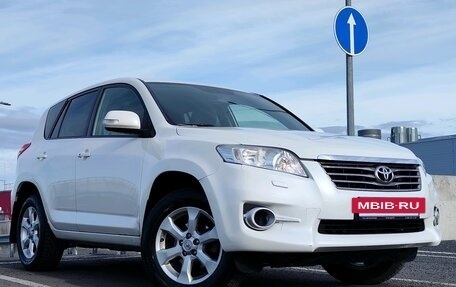 Toyota RAV4, 2011 год, 1 369 000 рублей, 6 фотография