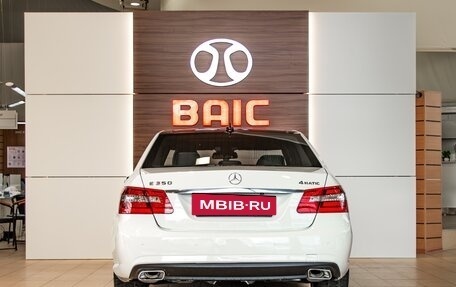 Mercedes-Benz E-Класс, 2011 год, 1 455 000 рублей, 5 фотография