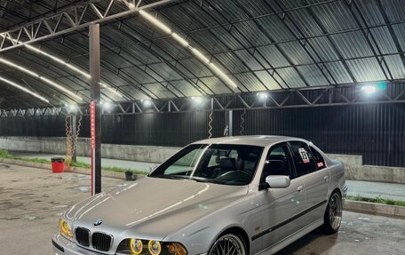 BMW 5 серия, 2001 год, 1 000 000 рублей, 13 фотография