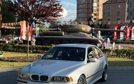 BMW 5 серия, 2001 год, 1 000 000 рублей, 14 фотография