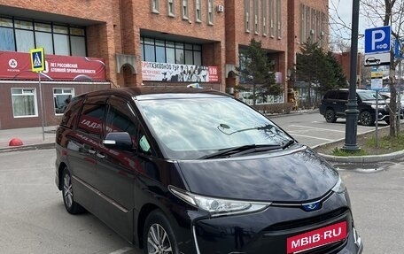 Toyota Estima III рестайлинг -2, 2017 год, 2 650 000 рублей, 5 фотография