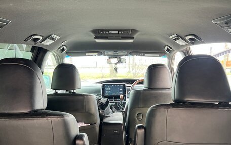 Toyota Estima III рестайлинг -2, 2017 год, 2 650 000 рублей, 15 фотография