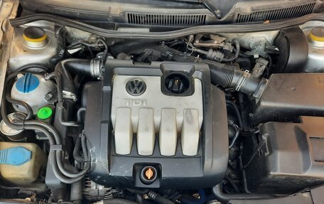 Volkswagen Jetta IV, 2004 год, 550 000 рублей, 9 фотография