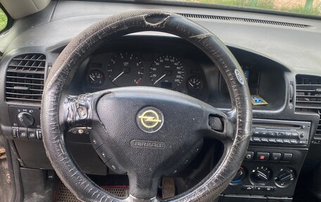 Opel Zafira A рестайлинг, 1999 год, 200 000 рублей, 14 фотография