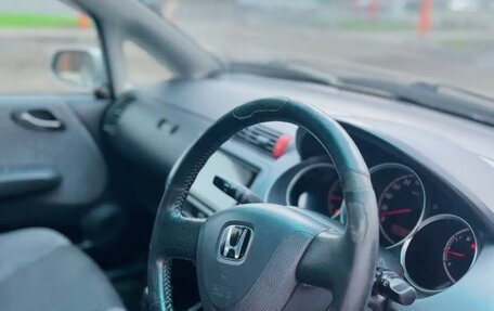 Honda Fit III, 2002 год, 455 000 рублей, 10 фотография