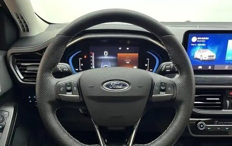 Ford Focus IV, 2022 год, 1 379 000 рублей, 8 фотография