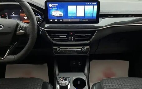 Ford Focus IV, 2022 год, 1 379 000 рублей, 10 фотография
