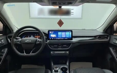 Ford Focus IV, 2022 год, 1 379 000 рублей, 7 фотография