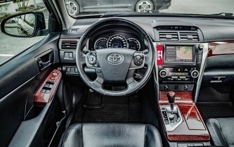 Toyota Camry, 2014 год, 2 100 000 рублей, 15 фотография