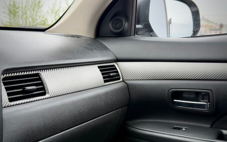 Mitsubishi Outlander III рестайлинг 3, 2017 год, 2 050 000 рублей, 11 фотография