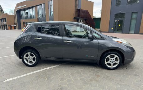 Nissan Leaf I, 2013 год, 1 000 000 рублей, 5 фотография