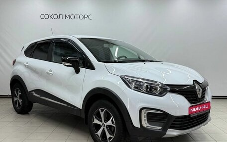 Renault Kaptur I рестайлинг, 2017 год, 1 599 000 рублей, 1 фотография