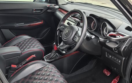 Suzuki Swift V, 2018 год, 1 700 000 рублей, 9 фотография