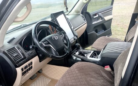 Toyota Land Cruiser 200, 2013 год, 3 750 000 рублей, 8 фотография