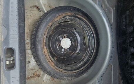 Toyota Platz, 2003 год, 380 000 рублей, 14 фотография