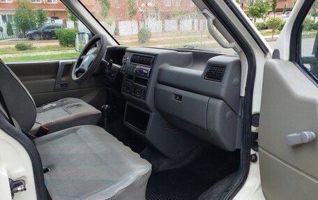 Volkswagen Transporter T4, 2003 год, 1 120 000 рублей, 12 фотография