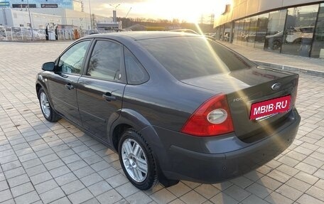 Ford Focus II рестайлинг, 2006 год, 490 000 рублей, 5 фотография