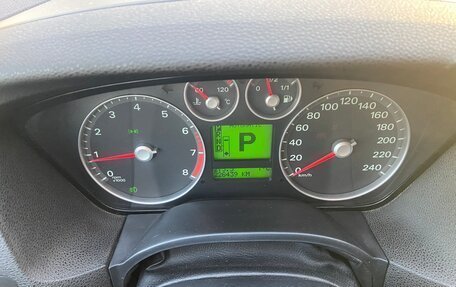 Ford Focus II рестайлинг, 2006 год, 490 000 рублей, 33 фотография