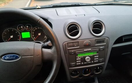 Ford Fusion I, 2008 год, 800 000 рублей, 4 фотография